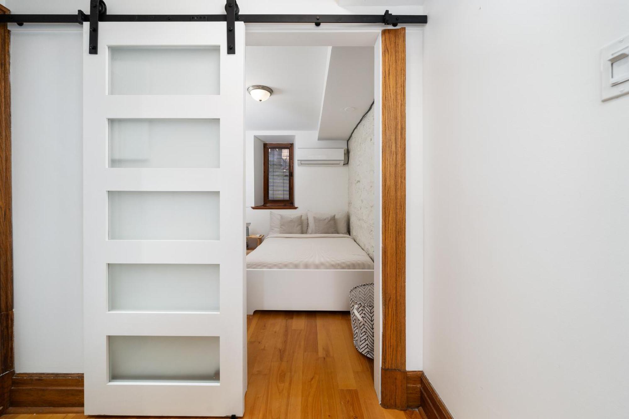 Modern, Cozy Apartment In Heart Of Mont Royal Montréal Exterior foto